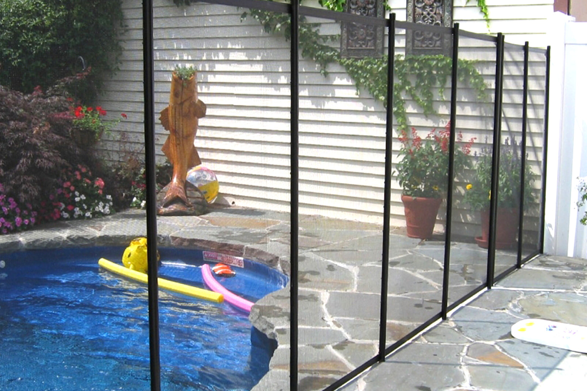 China Manufacturer Removable Swimming Pool Safety Fence